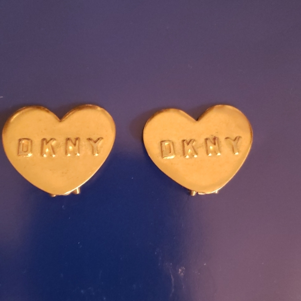 DKNY gold, heart-shaped earrings